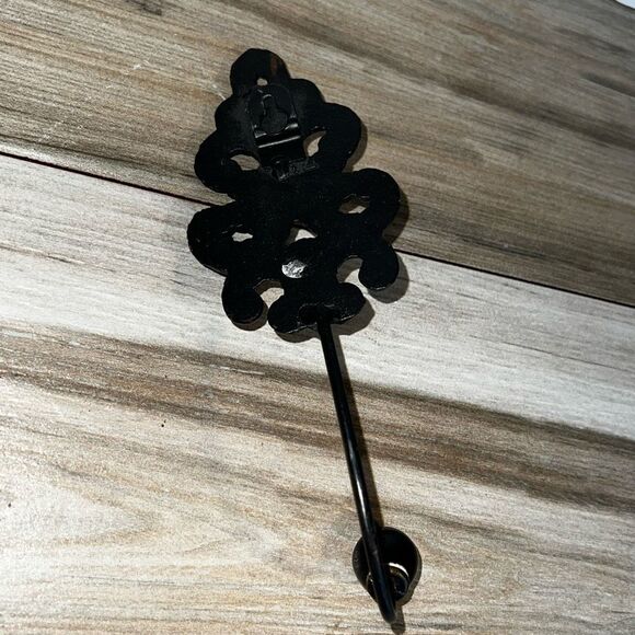Reserved Ornate Cast Metal Wall Hook Scalloped Ornate Coat Hook HatRack Decorati - Picture 6 of 7